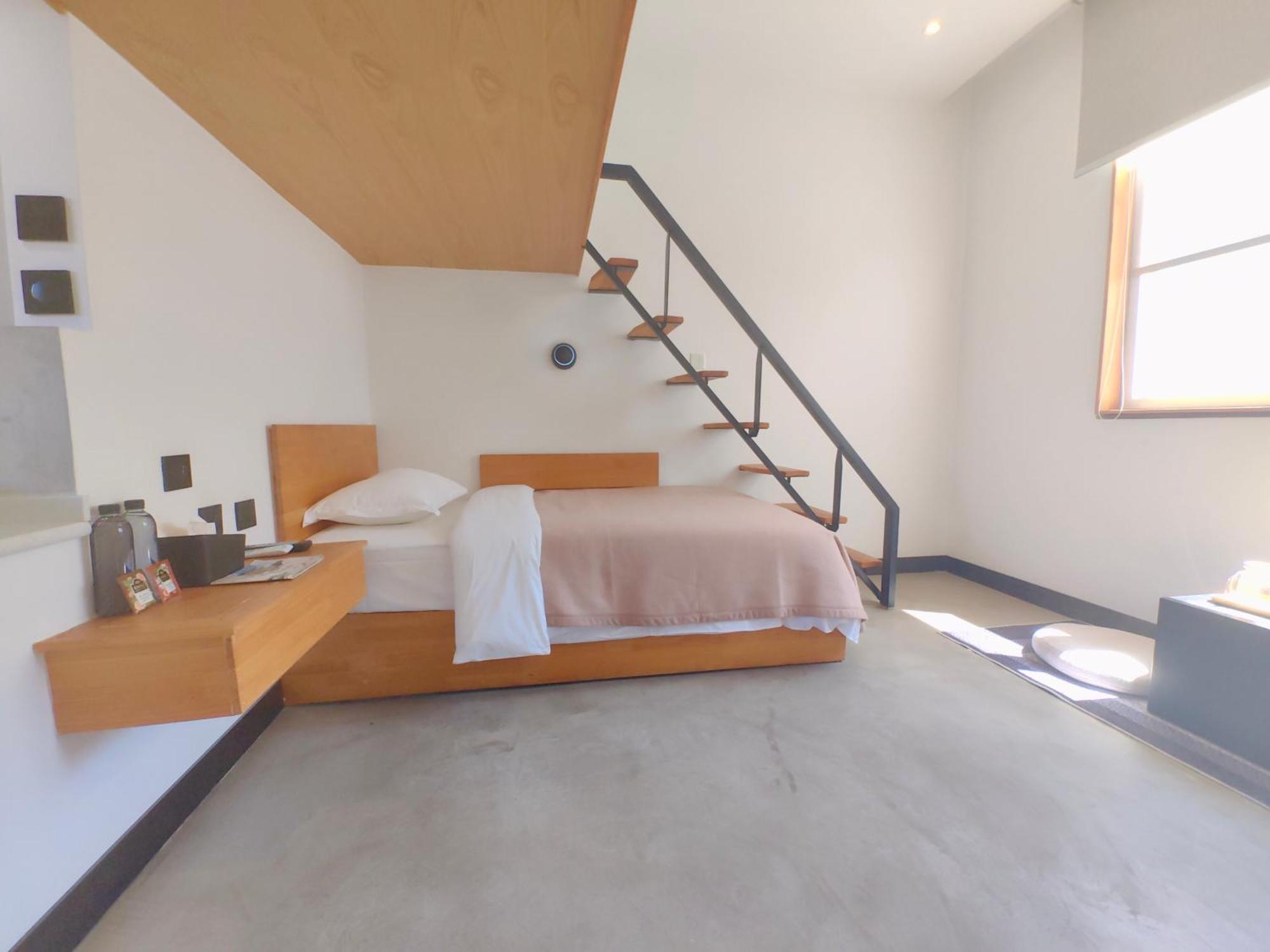 Dali Loft Travelling With Hostel Экстерьер фото